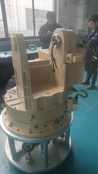 企業(yè)合作伙伴的堅實后盾！洛陽東軸的LYDZ 01-400型號軸承！